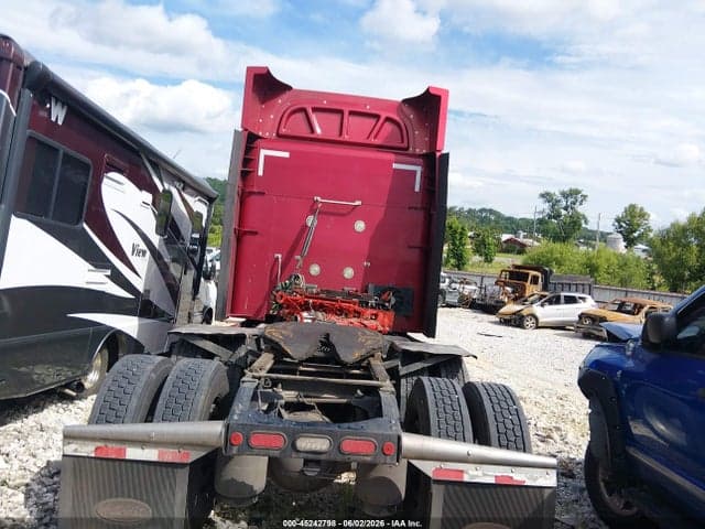 2019 PETERBILT 579 16