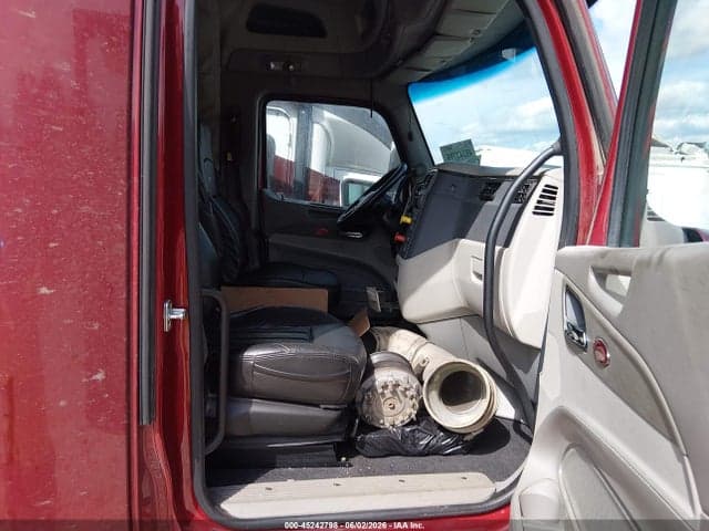2019 PETERBILT 579 7