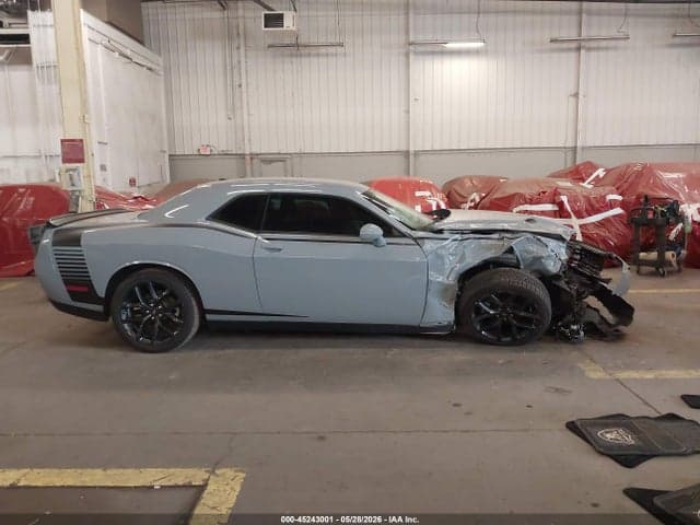 2022 DODGE CHALLENGER SXT 14