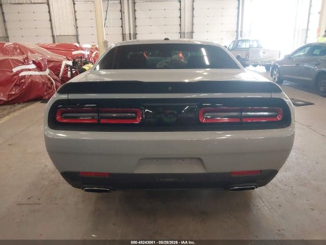 2022 DODGE CHALLENGER SXT 17