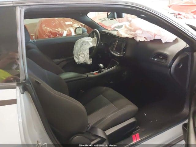 2022 DODGE CHALLENGER SXT 5