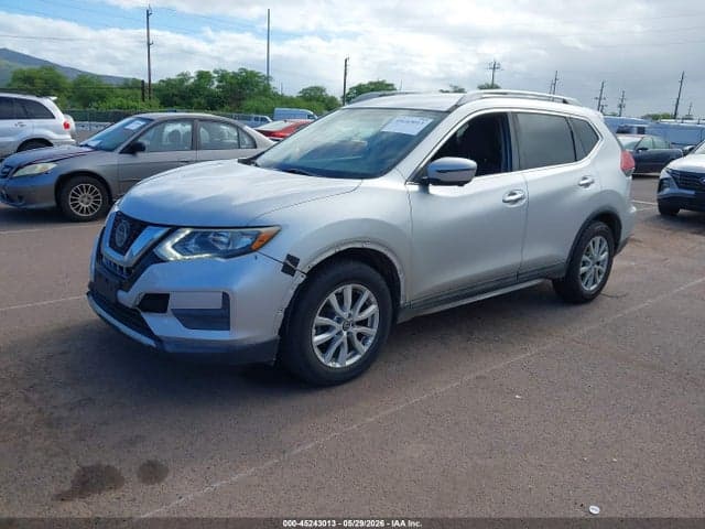 2018 NISSAN ROGUE SV 2