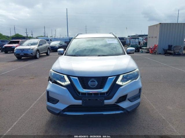 2018 NISSAN ROGUE SV 12