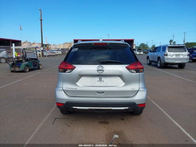 2018 NISSAN ROGUE SV 16