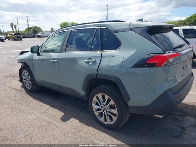 2019 TOYOTA RAV4 XLE PREMIUM 3
