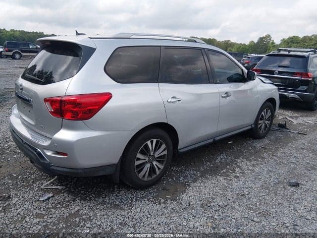 2017 NISSAN PATHFINDER SV 4