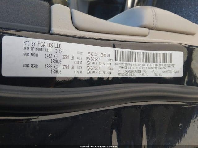 2019 JEEP GRAND CHEROKEE LAREDO E 4X4 9