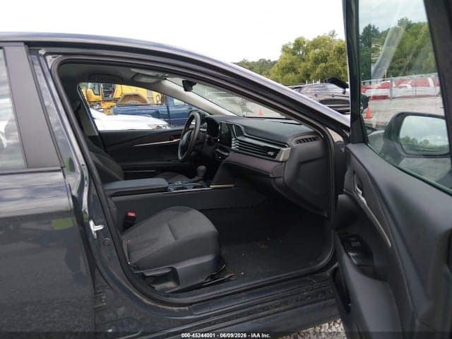 2025 TOYOTA CAMRY LE 5