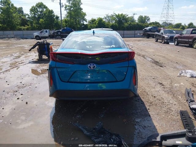 2018 TOYOTA PRIUS PRIME PREMIUM 16