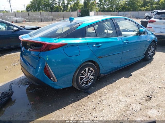 2018 TOYOTA PRIUS PRIME PREMIUM 4