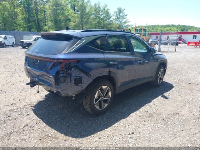 2026 HYUNDAI TUCSON SEL PREMIUM 4