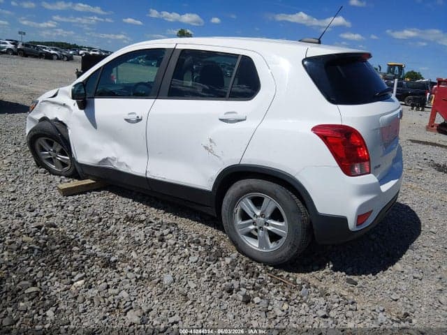 2020 CHEVROLET TRAX FWD LS 3