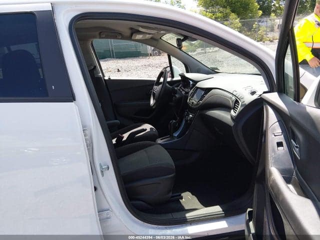 2020 CHEVROLET TRAX FWD LS 5