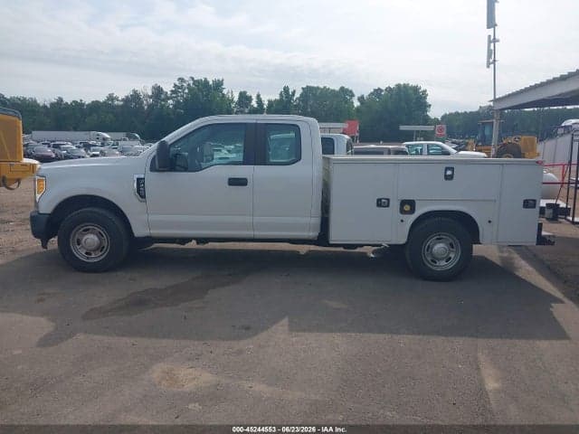 2017 FORD F-250 XL 19