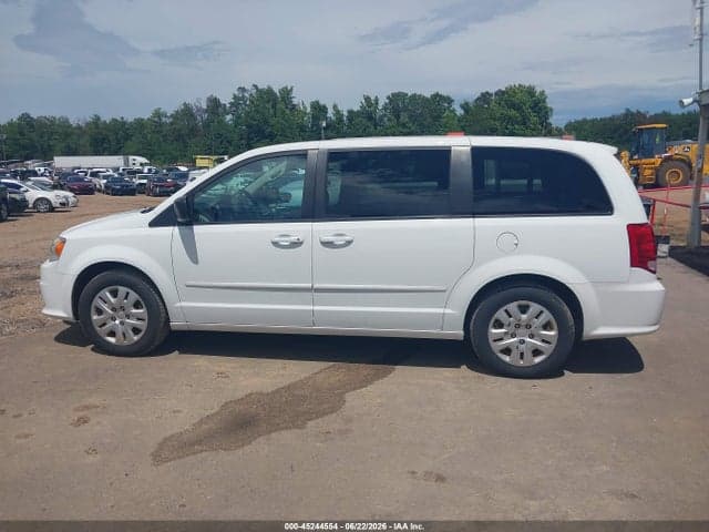2017 DODGE GRAND CARAVAN SE 18