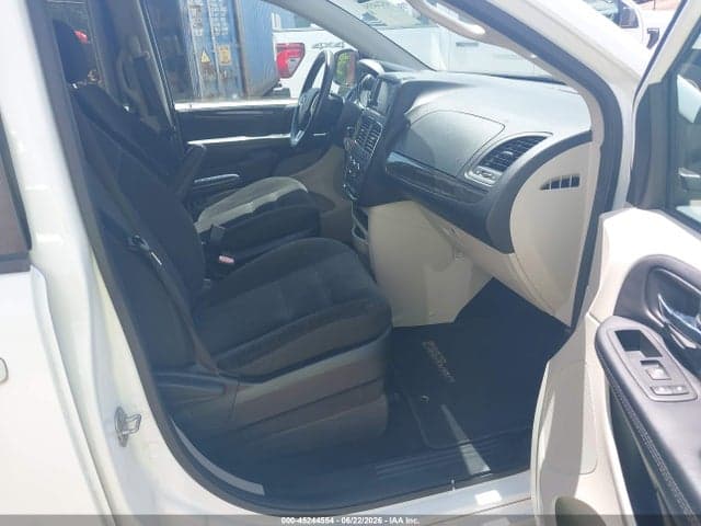 2017 DODGE GRAND CARAVAN SE 5