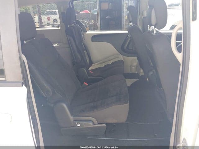2017 DODGE GRAND CARAVAN SE 8