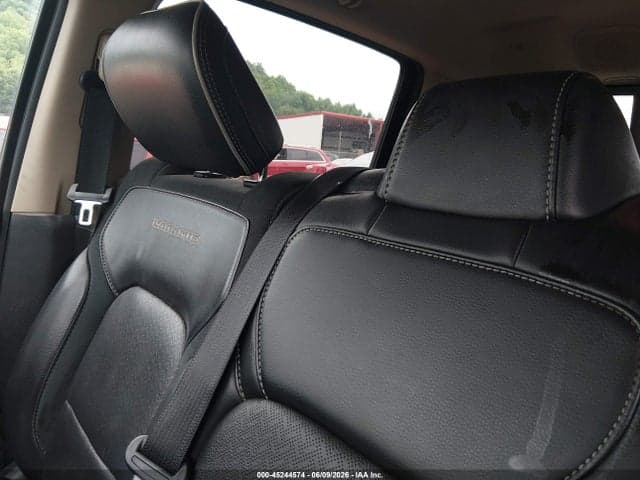 2019 RAM 1500 LARAMIE 19