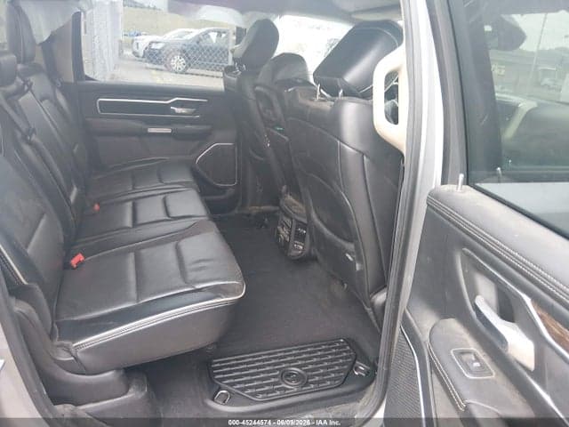 2019 RAM 1500 LARAMIE 8