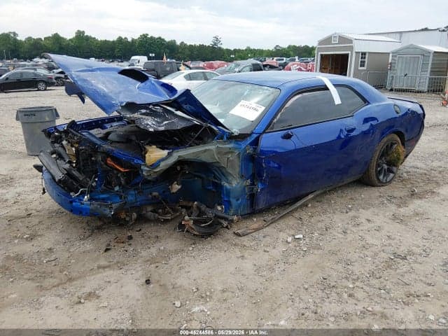 2018 DODGE CHALLENGER SXT 2