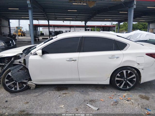 2018 NISSAN ALTIMA 2.5 SR 14