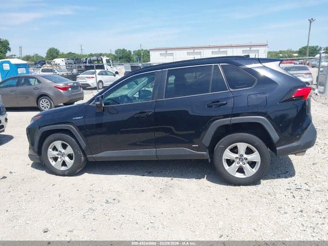 2020 TOYOTA RAV4 HYBRID LE 14