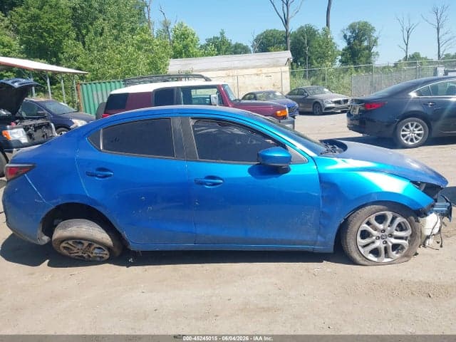 2017 TOYOTA YARIS IA 13