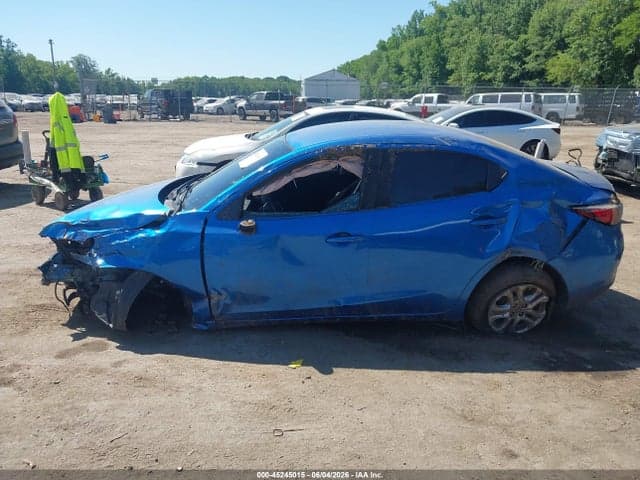 2017 TOYOTA YARIS IA 14