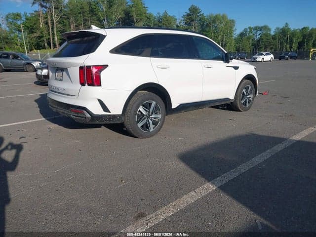 2022 KIA SORENTO S 4