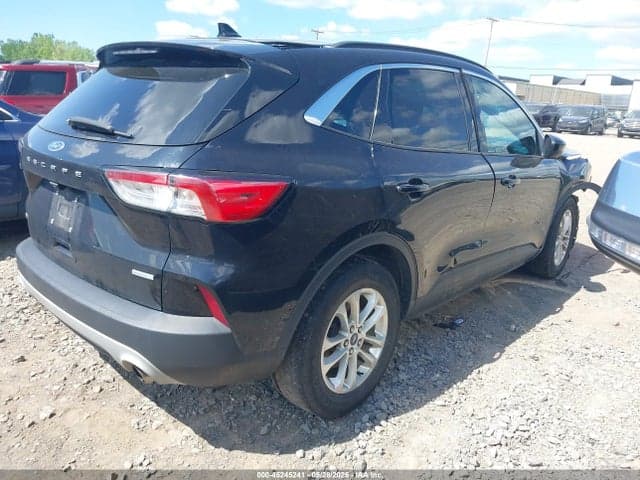 2020 FORD ESCAPE SE 4