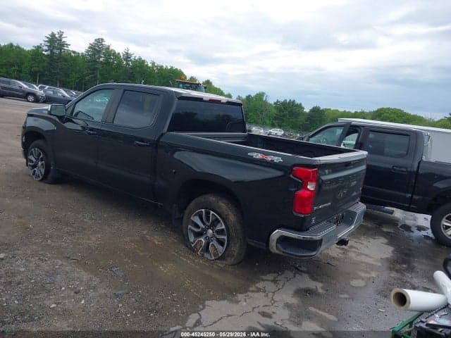 2023 CHEVROLET SILVERADO 1500 3