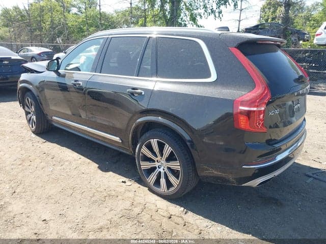 2021 VOLVO XC90 T6 3