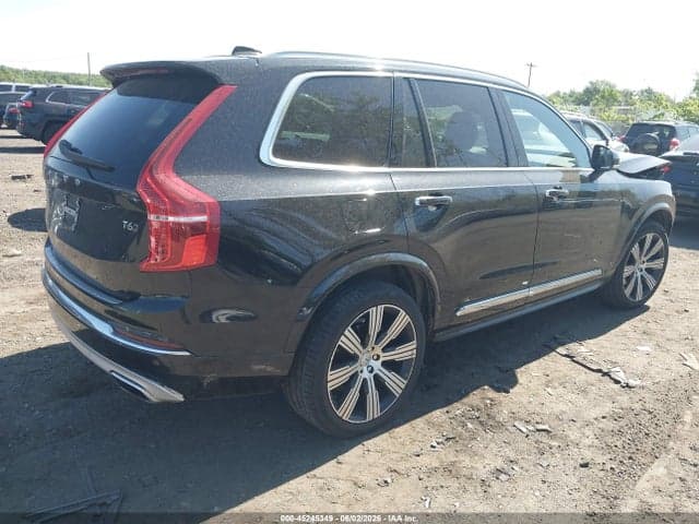 2021 VOLVO XC90 T6 4