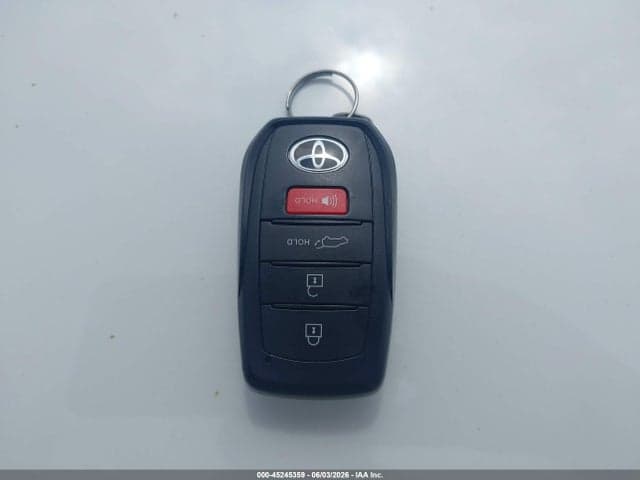 2025 TOYOTA HIGHLANDER HYBRID XLE 11