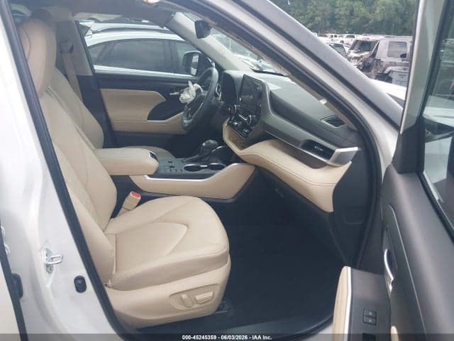 2025 TOYOTA HIGHLANDER HYBRID XLE 5