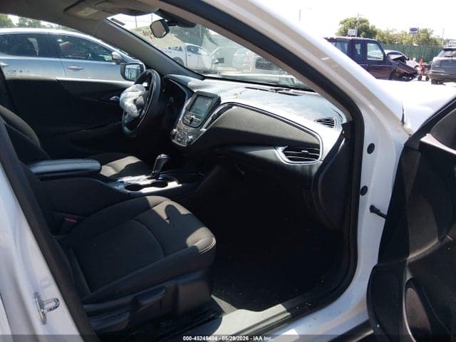 2018 CHEVROLET MALIBU LT 5