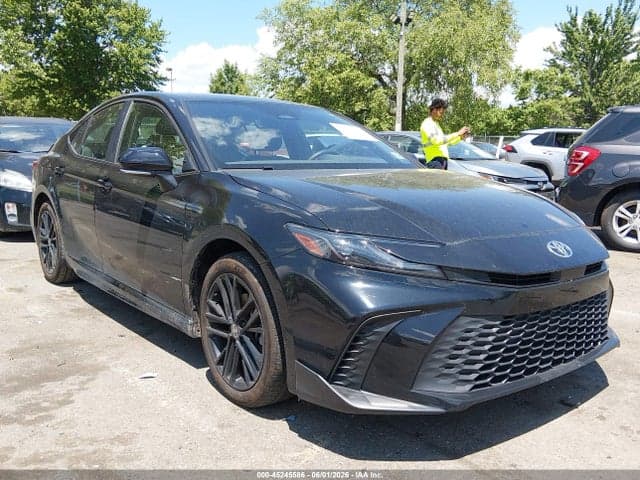 2025 TOYOTA CAMRY SE - 1
