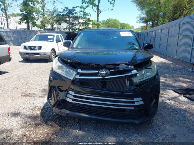 2018 TOYOTA HIGHLANDER LE 6