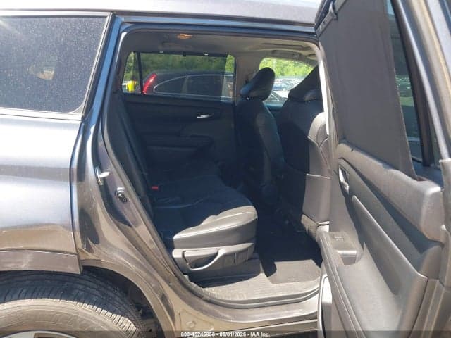 2021 TOYOTA HIGHLANDER XLE 8