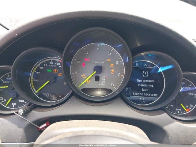2016 PORSCHE CAYENNE E-HYBRID 7