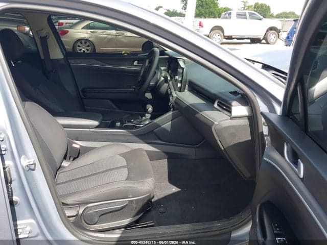 2023 KIA K5 LXS 5