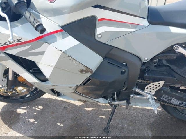2026 HONDA CBR600 RA 9