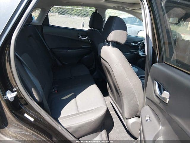 2022 HYUNDAI KONA SEL 8