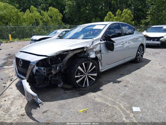 2022 NISSAN ALTIMA SR FWD 2
