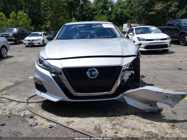 2022 NISSAN ALTIMA SR FWD 12
