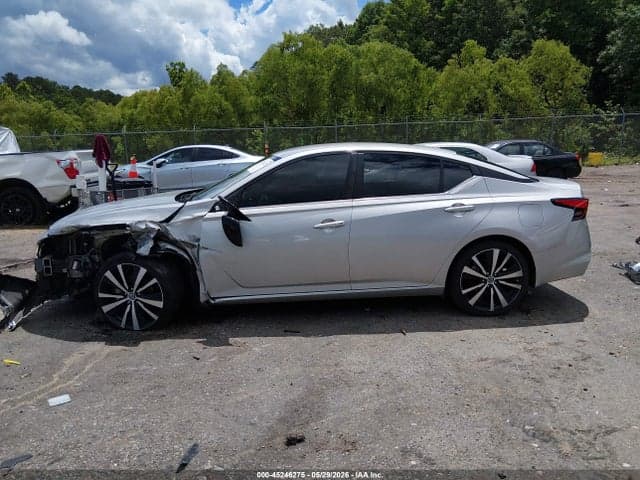 2022 NISSAN ALTIMA SR FWD 14