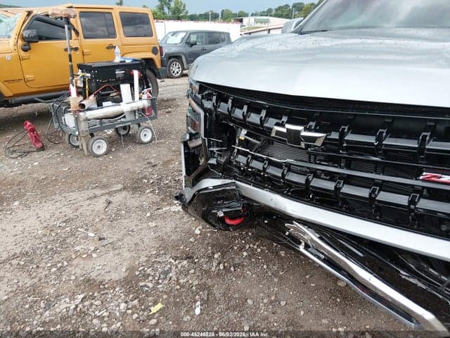 2026 CHEVROLET TAHOE 4WD Z71 6