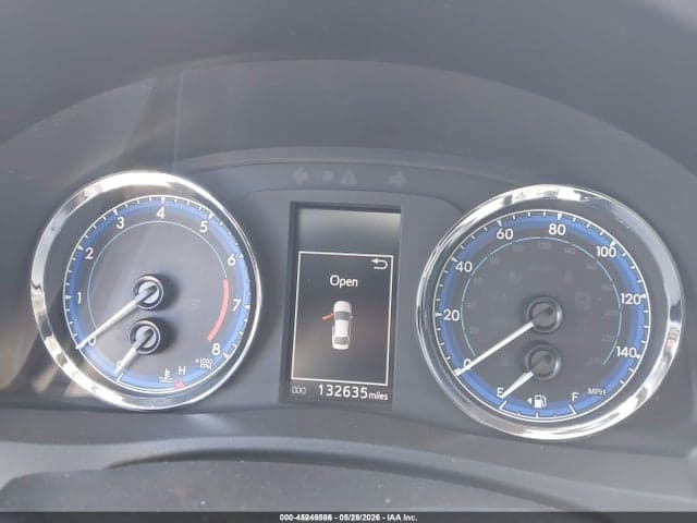 2017 TOYOTA COROLLA SE 7