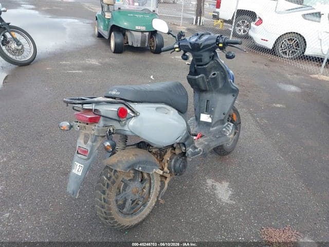 2023 GENUINE SCOOTER CO. ROUGHHOUSE 50 4