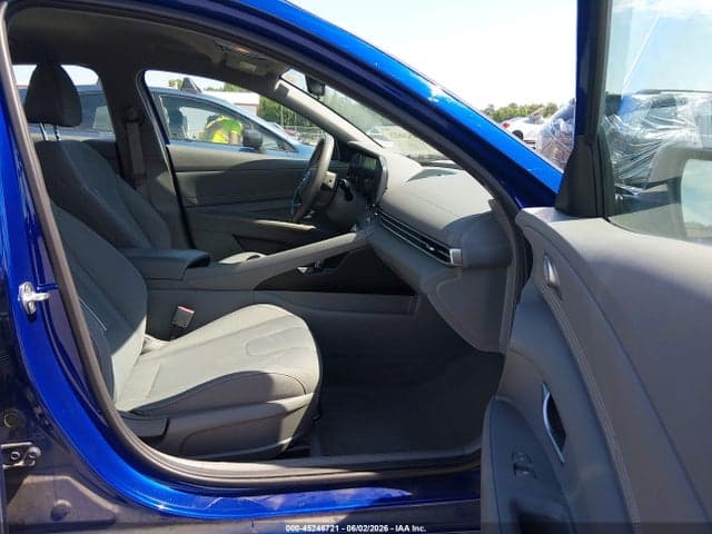 2023 HYUNDAI ELANTRA SEL 5